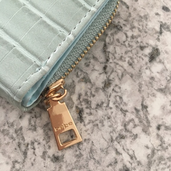 NWOT Bebe small wallet - Picture 5 of 6